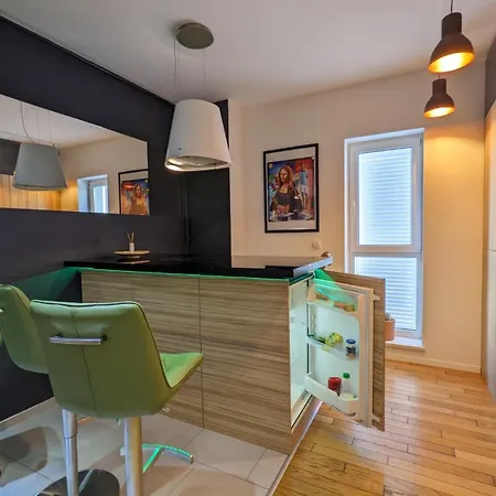 Appartement 53 & Underground Garage Parking Šibenik