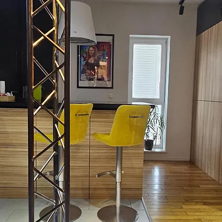 53suite Adriatic & Underground Garage Parking Apartamento