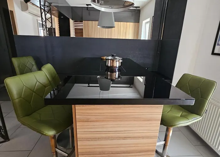 53suite Adriatic & Underground Garage Parking Šibenik